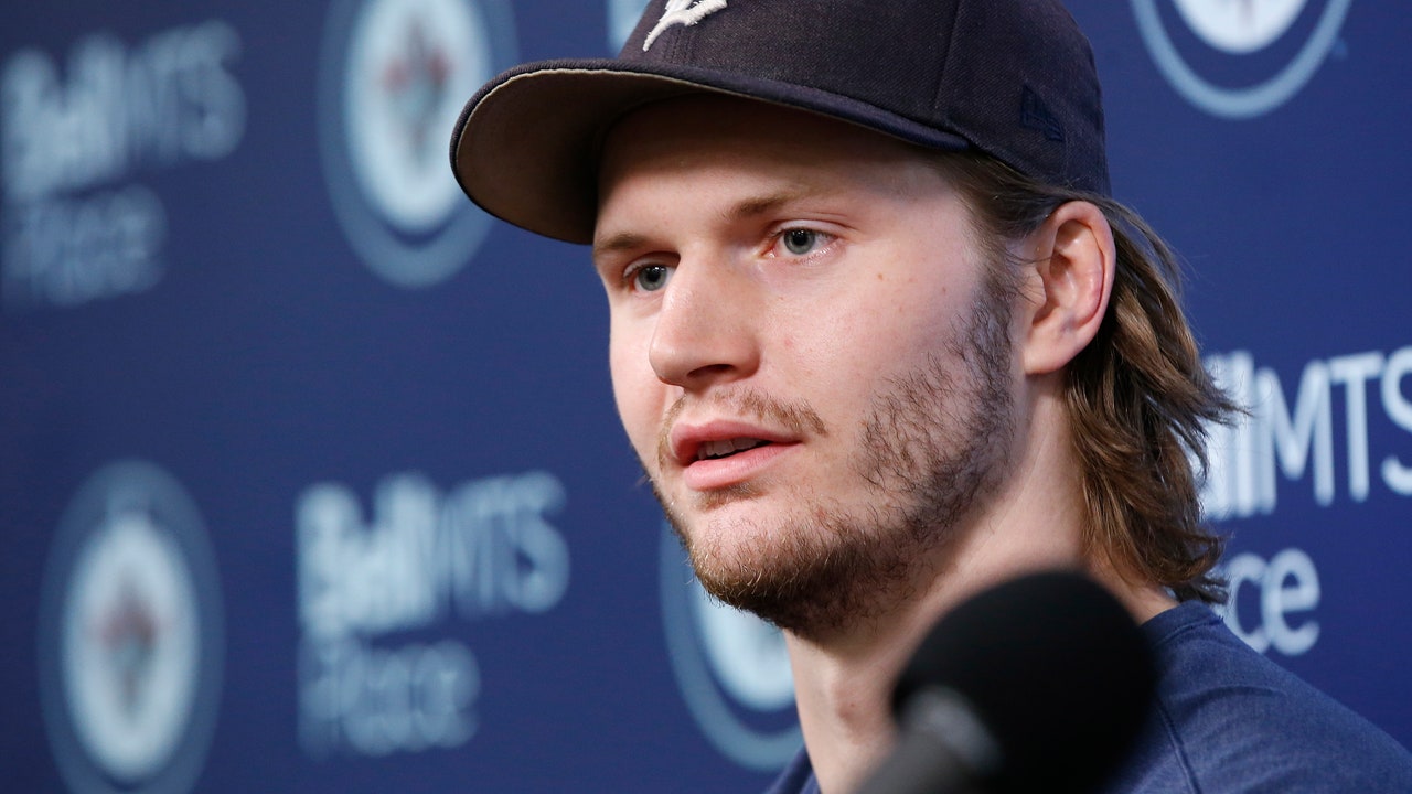 Fiancee's career played role in Trouba's trade to Rangers